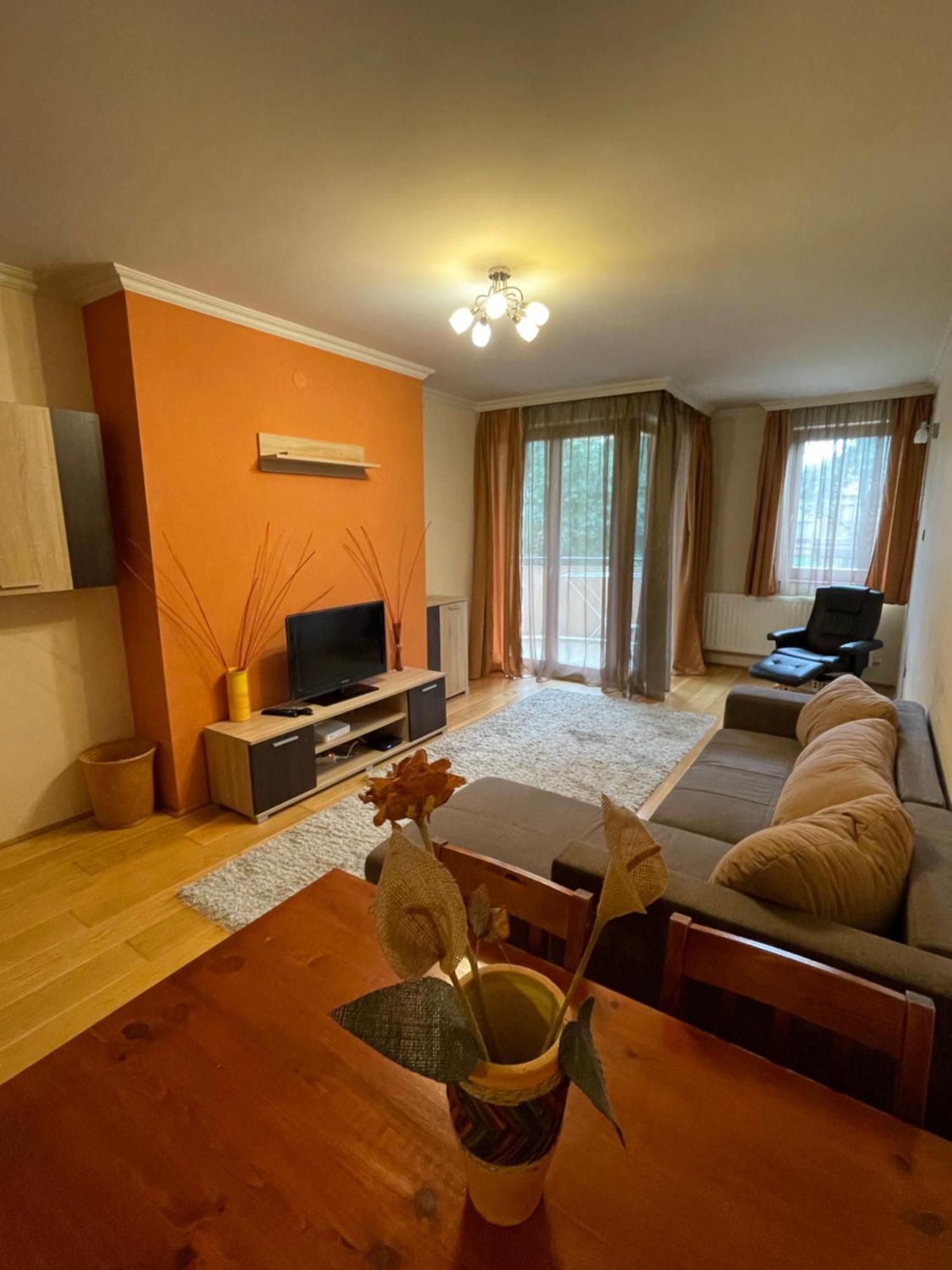 Ik Apartment Debrecen Esterno foto