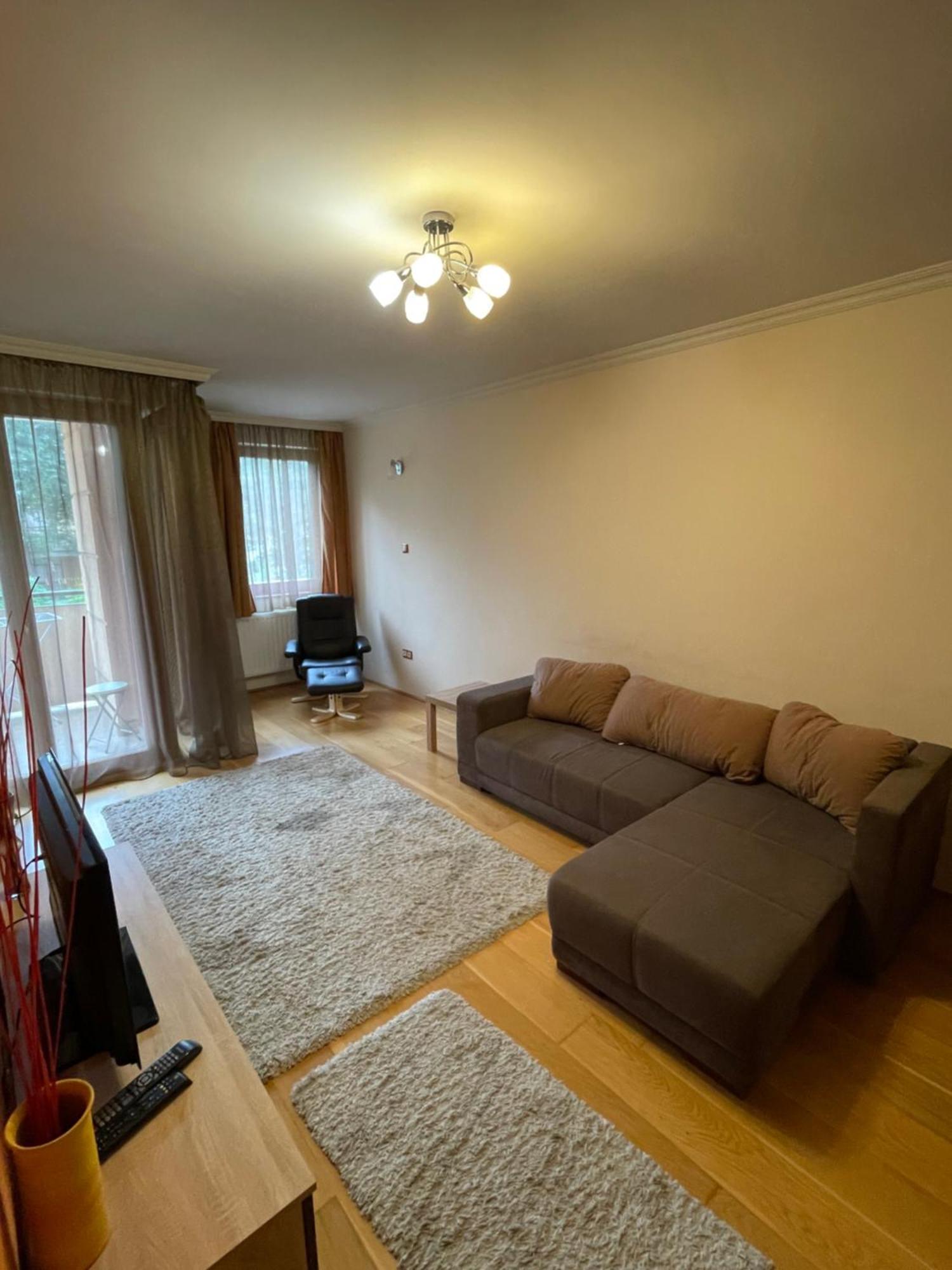 Ik Apartment Debrecen Esterno foto